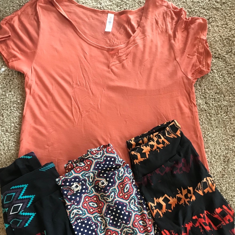 LuLaRoe Classic Tee and lot of 3 leggings